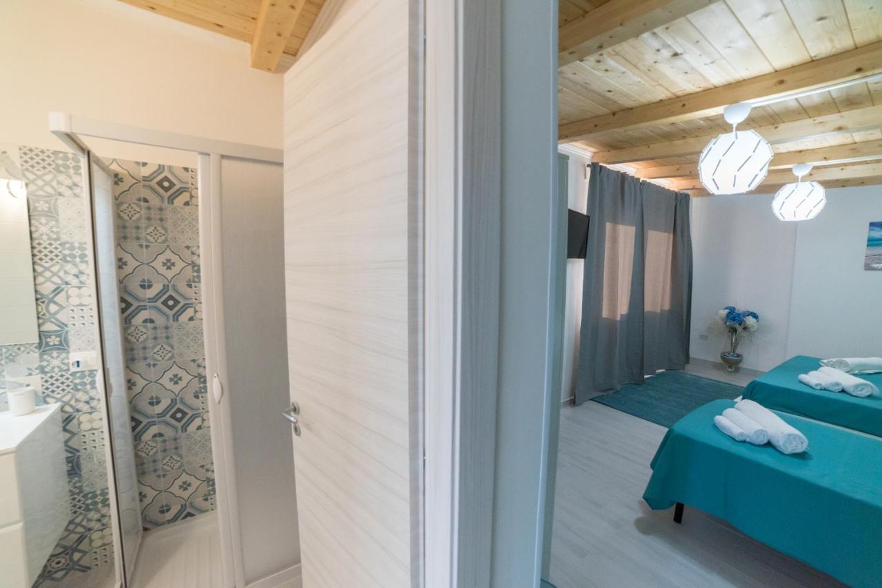 B&B "L'Eco Del Mare" アグローポリ エクステリア 写真