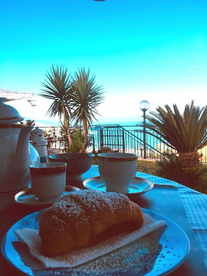 B&B "L'Eco Del Mare" アグローポリ エクステリア 写真