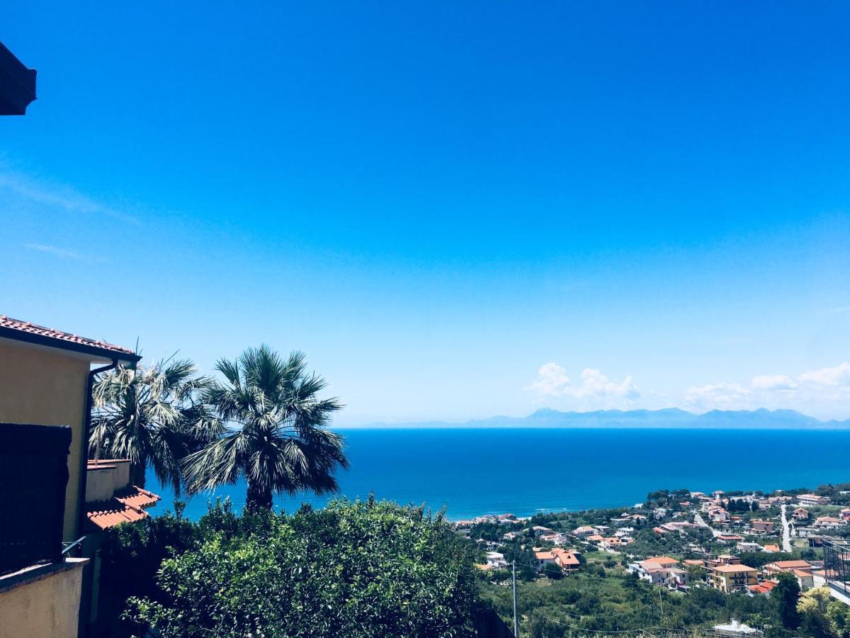 B&B "L'Eco Del Mare" アグローポリ エクステリア 写真