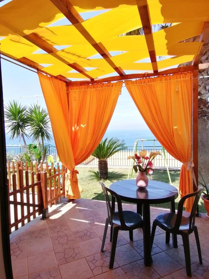 B&B "L'Eco Del Mare" アグローポリ エクステリア 写真