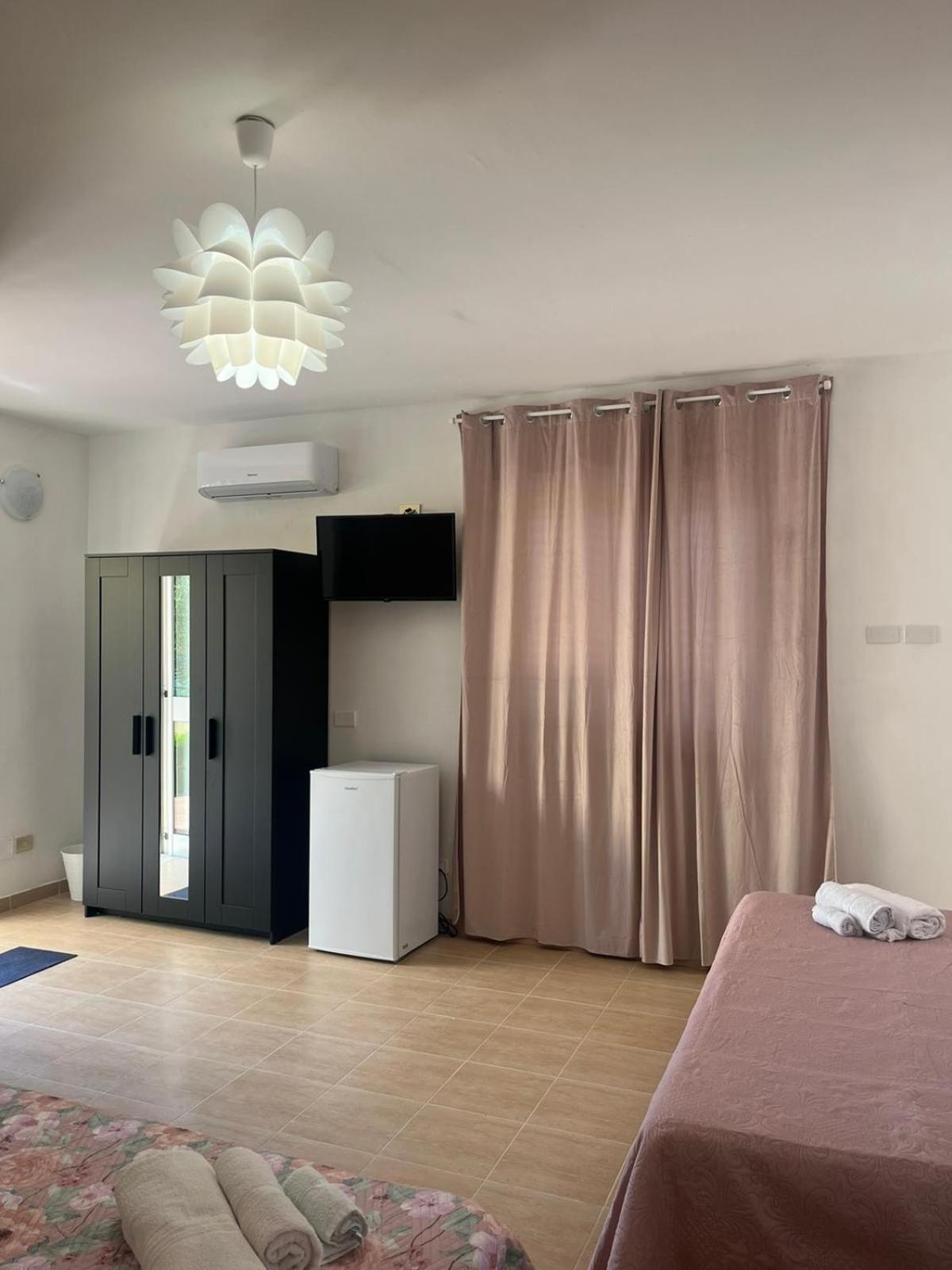 B&B "L'Eco Del Mare" アグローポリ エクステリア 写真